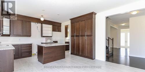 12 Rosanne Circle, Wasaga Beach, ON - Indoor Photo Showing Kitchen