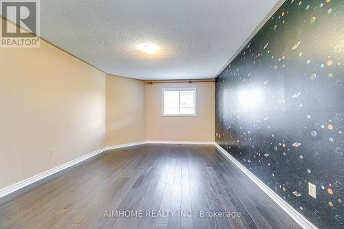 152 Elderwood Trail, Oakville, ON - Indoor Photo Showing Other Room