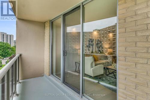 708 - 299 Mill Road, Toronto W08, ON - Outdoor With Exterior