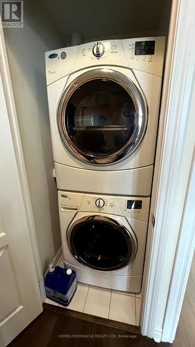 802 - 3525 Kariya Drive, Mississauga, ON - Indoor Photo Showing Laundry Room