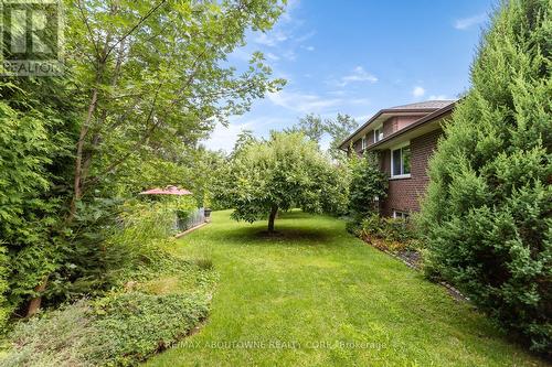 2254 Yates Court, Oakville (Bronte West), ON 