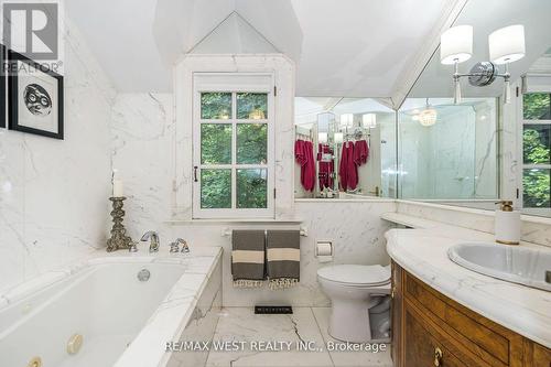 34 Riverlea Drive, Toronto W09, ON - Indoor Photo Showing Bathroom