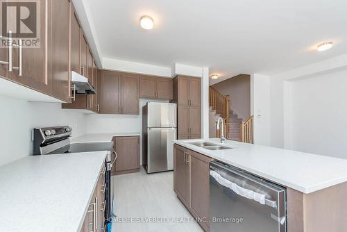 2035 Verne Bowen Drive, Oshawa (Kedron), ON - Indoor Photo Showing Kitchen With Double Sink