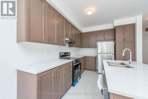 2035 Verne Bowen Drive, Oshawa (Kedron), ON - Indoor Photo Showing Kitchen With Double Sink