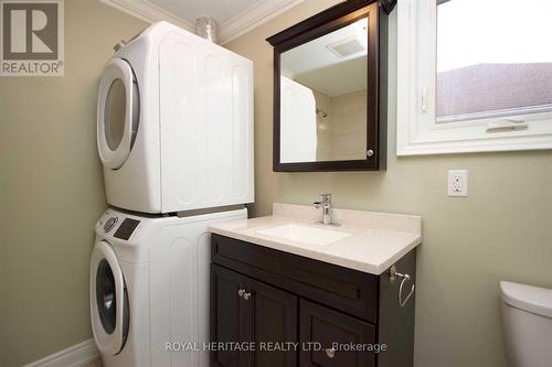 210 Wilson Road S, Oshawa (Central), ON - Indoor Photo Showing Laundry Room