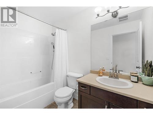 13023 Shoreline Drive, Lake Country, BC - Indoor Photo Showing Bathroom