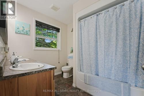 24 River Road, Kawartha Lakes, ON - Indoor Photo Showing Bathroom