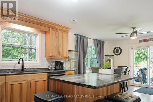 24 River Road, Kawartha Lakes, ON - Indoor Photo Showing Kitchen