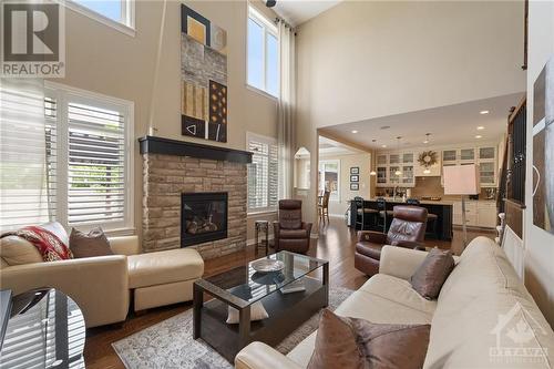 810 Pinnacle Street, Ottawa, ON - Indoor Photo Showing Living Room With Fireplace