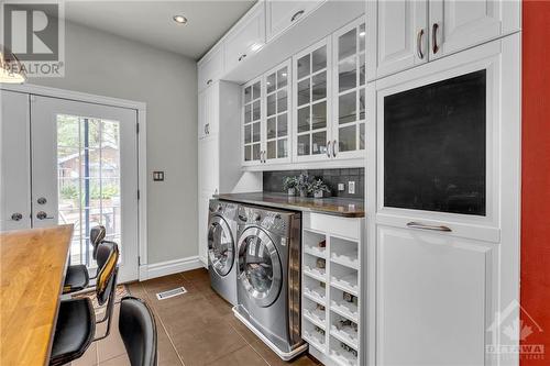 446 Mcleod Street, Ottawa, ON - Indoor Photo Showing Laundry Room