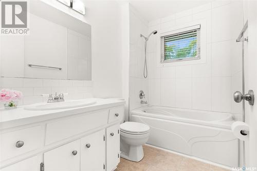 4328 Garnet Street, Regina, SK - Indoor Photo Showing Bathroom