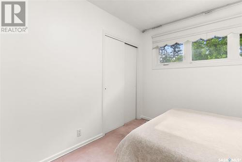 4328 Garnet Street, Regina, SK - Indoor Photo Showing Bedroom