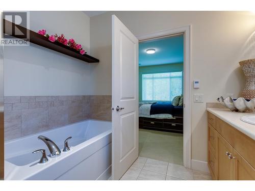 13079 Staccato Drive, Lake Country, BC - Indoor Photo Showing Bathroom