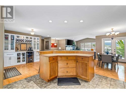 1492 Longley Crescent, Kelowna, BC - Indoor