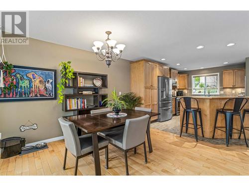 1492 Longley Crescent, Kelowna, BC - Indoor Photo Showing Dining Room