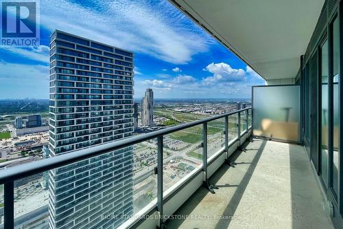 5506 - 898 Portage Parkway, Vaughan (Vaughan Corporate Centre), ON - Outdoor With View With Exterior