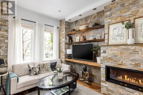 111 Manning Avenue, Toronto C01, ON - Indoor Photo Showing Living Room With Fireplace