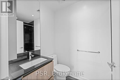 1607 - 11 Ordnance Street, Toronto (Niagara), ON - Indoor Photo Showing Bathroom