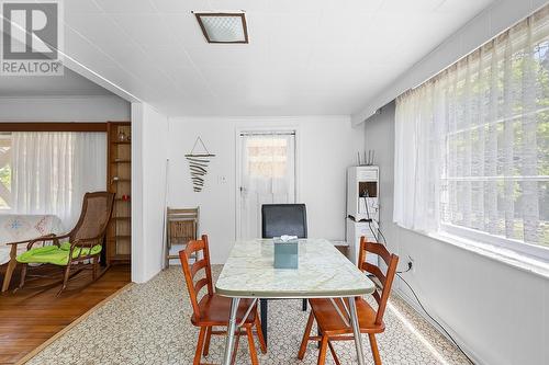 15781 Peters Road, Crawford Bay, BC - Indoor Photo Showing Dining Room