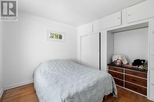 15781 Peters Road, Crawford Bay, BC - Indoor Photo Showing Bedroom