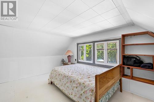 15781 Peters Road, Crawford Bay, BC - Indoor Photo Showing Bedroom