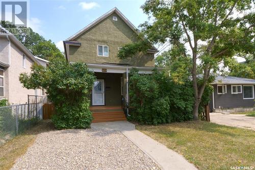 1159 Alder Avenue, Moose Jaw, SK - Outdoor