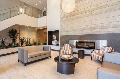 551 Maple Avenue|Unit #715, Burlington, ON - Indoor With Fireplace