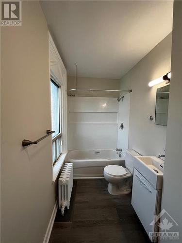 388 King Street W Unit#6, Brockville, ON - Indoor Photo Showing Bathroom