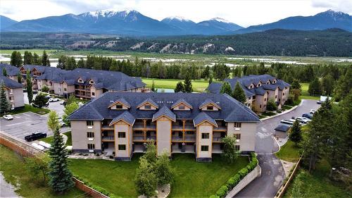 732 B - 700 Bighorn Boulevard, Radium Hot Springs, BC - Outdoor With View