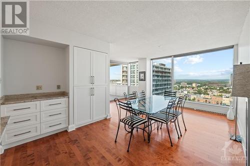 160 George Street Unit#2202, Ottawa, ON - Indoor Photo Showing Dining Room