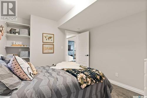 5201 Green Crescent, Regina, SK - Indoor Photo Showing Bedroom