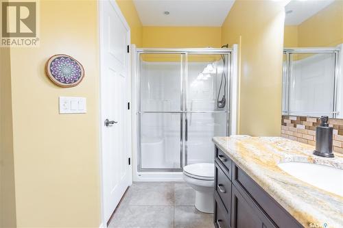 228 Woodland Avenue, Buena Vista, SK - Indoor Photo Showing Bathroom