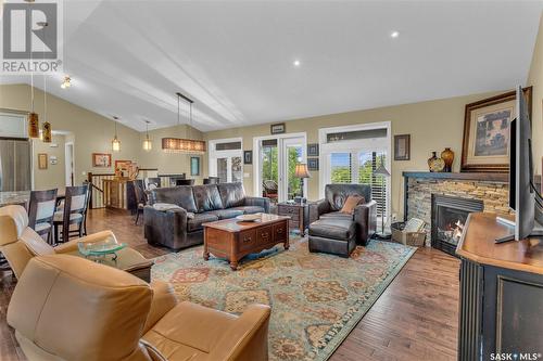 228 Woodland Avenue, Buena Vista, SK - Indoor Photo Showing Living Room With Fireplace