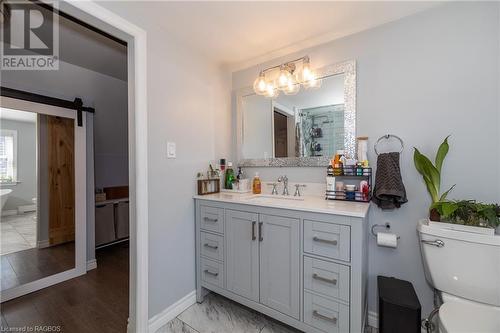 470 15Th Street W, Owen Sound, ON - Indoor Photo Showing Bathroom