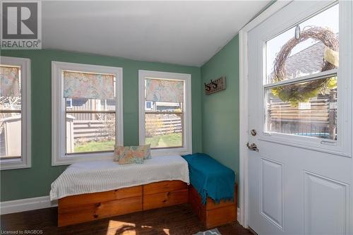 470 15Th Street W, Owen Sound, ON - Indoor Photo Showing Bedroom