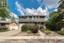 649 Royal STREET  Regina, SK S4T 4Z3