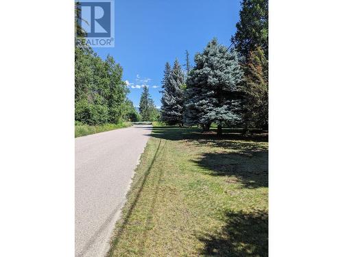 2309 5Th  Avenue, Castlegar, BC - Outdoor With View