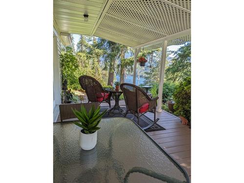 2309 5Th Ave, Castlegar, BC - Outdoor With Deck Patio Veranda With Exterior