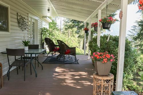 2309 5Th Ave, Castlegar, BC - Outdoor With Deck Patio Veranda With Exterior