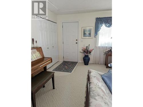 2309 5Th  Avenue, Castlegar, BC - Indoor Photo Showing Other Room