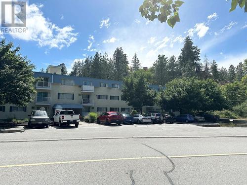 1410 Penticton Avenue Unit# #215, Penticton, BC - Outdoor With Facade