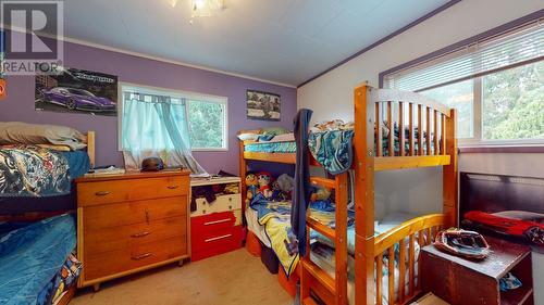 337 20Th  Avenue, Creston, BC - Indoor Photo Showing Bedroom