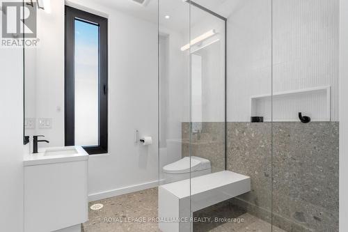 16 Bayswater Road, Quinte West, ON - Indoor Photo Showing Bathroom