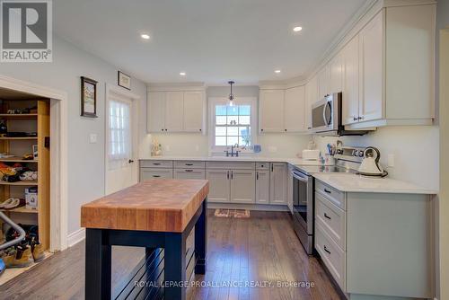 31 George Street, Westport, ON - Indoor Photo Showing Kitchen