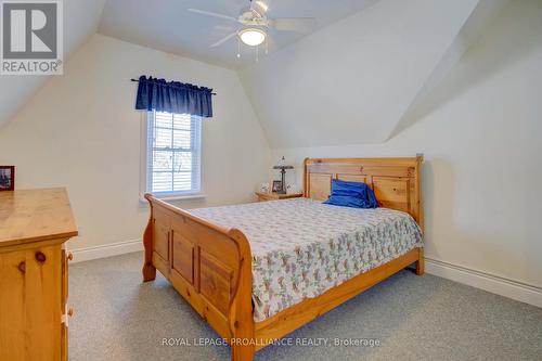 31 George Street, Westport, ON - Indoor Photo Showing Bedroom