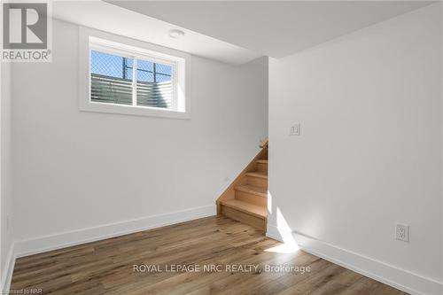 45 Classic Avenue, Welland, ON - Indoor Photo Showing Other Room