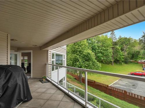 214-350 Island Hwy South, Campbell River, BC - Outdoor With Deck Patio Veranda With Exterior