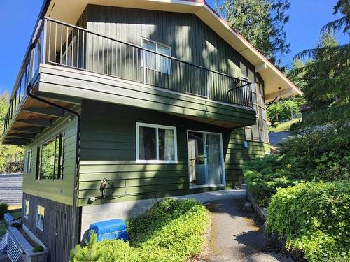 8668 Stirling Arm Dr, Port Alberni, BC 