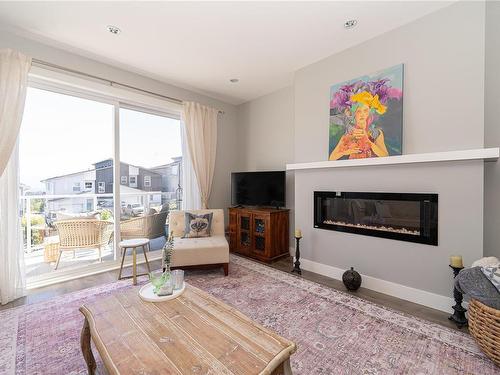 7032 Brailsford Pl, Sooke, BC - Indoor Photo Showing Living Room With Fireplace