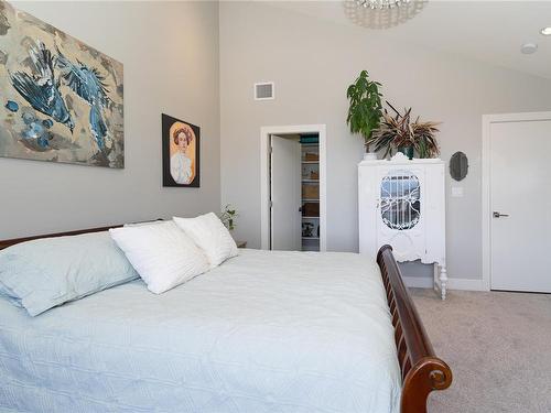 7032 Brailsford Pl, Sooke, BC - Indoor Photo Showing Bedroom